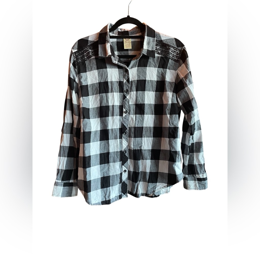 Faded GloryBlack and White Plaid Button-Up Shirt